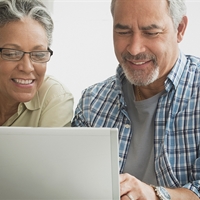 https://connect.bcbsnm.com/cfs-file/__key/communityserver-blogs-components-weblogfiles/00-00-00-00-15/SeniorsOnIpad580504549.jpg